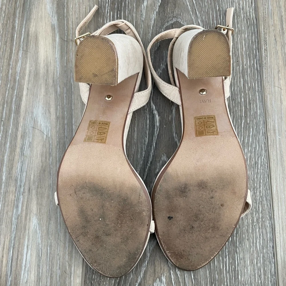 Raye Heels - Picture 4 of 5